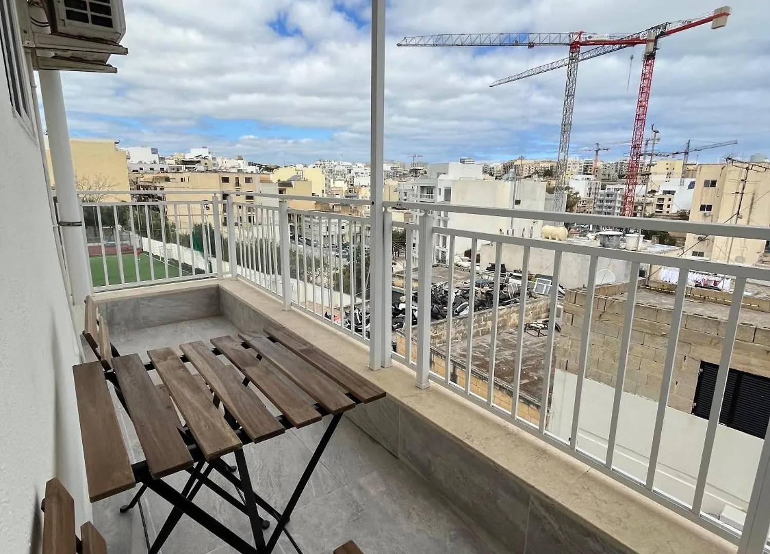 F3 Modern And Bright Apartment In Malta Msida Malta